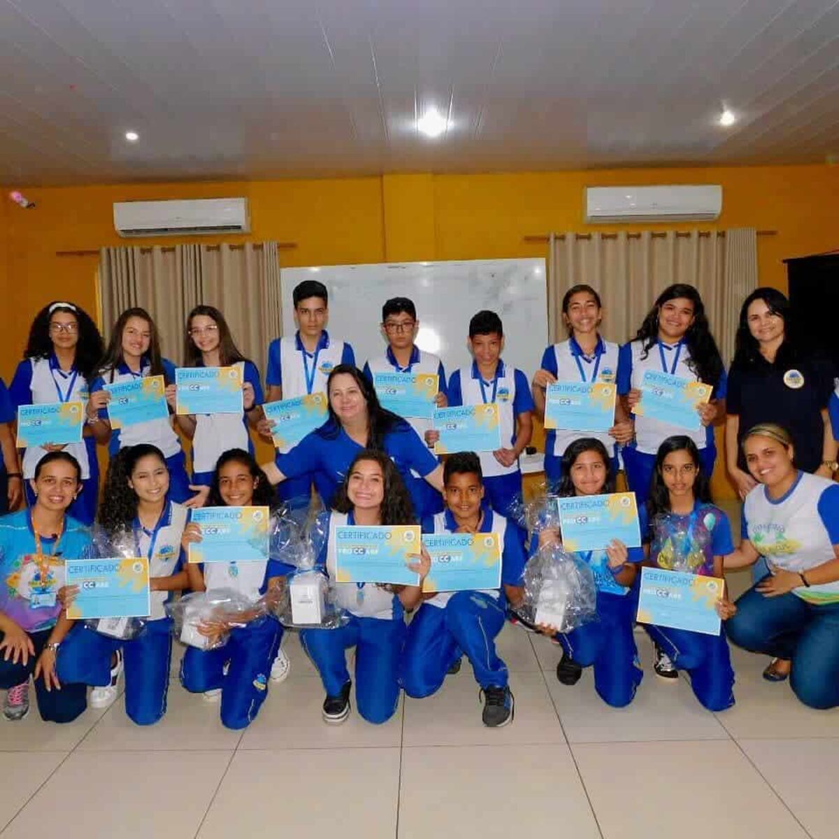Alunos premiados no Procare